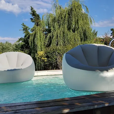 Summer Igloo By The Sea In Cocoland